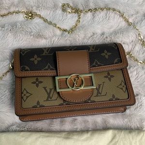 Wallet chain purse crossbody